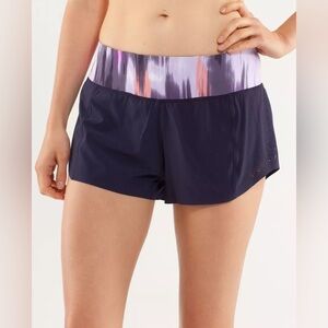 LULULEMON RUN: LIGHT AS AIR SHORTS DEEP INDIGO/MIRAGE